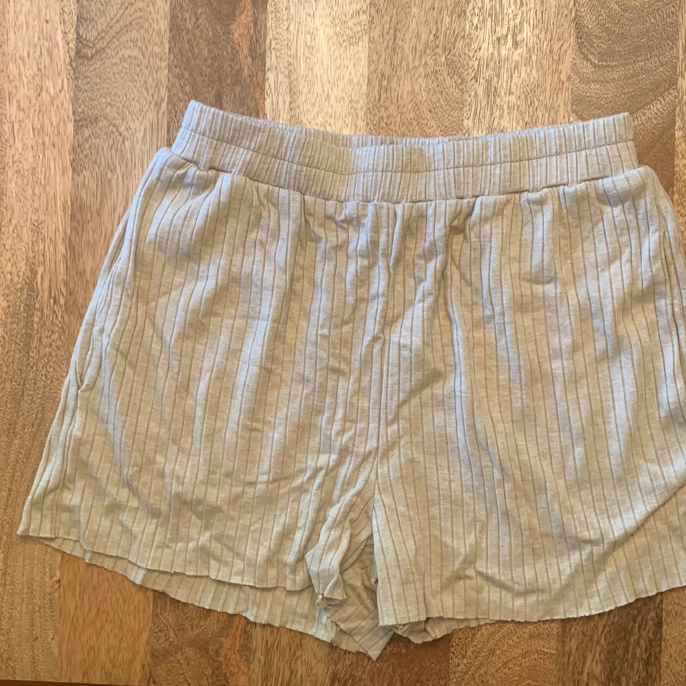 Taupe pajama  / sweatshorts